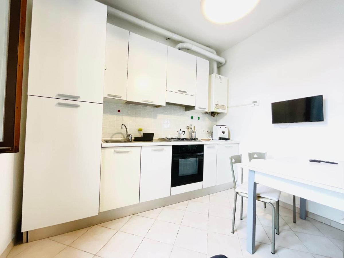 Apartamento Navigli Flats Close To The Metro Milán